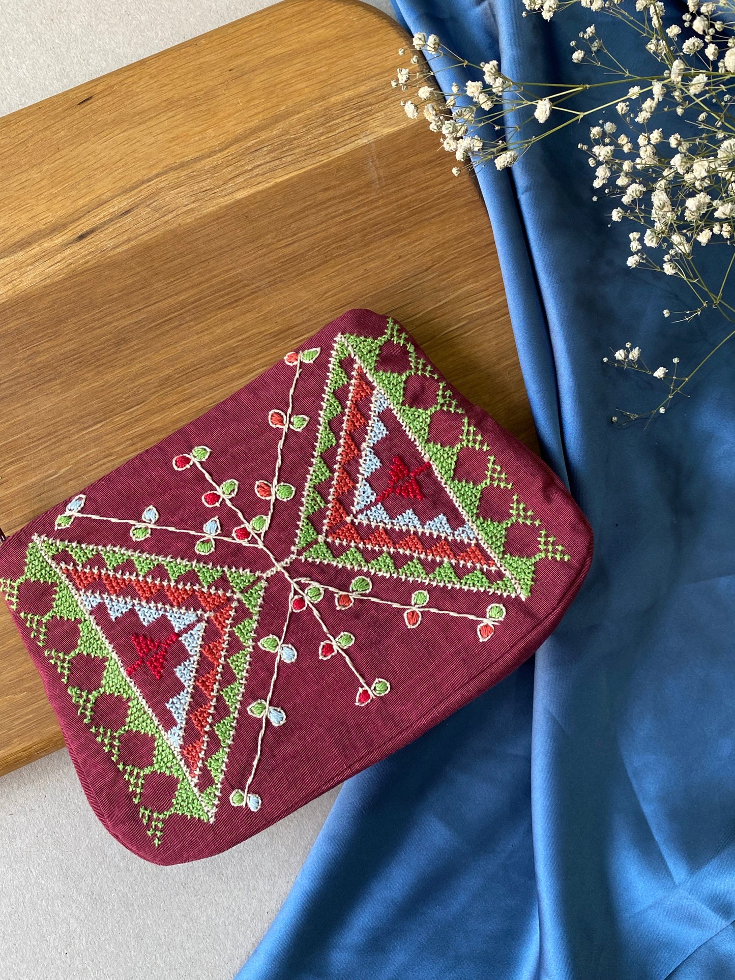Red Madani Tatreez Pouch