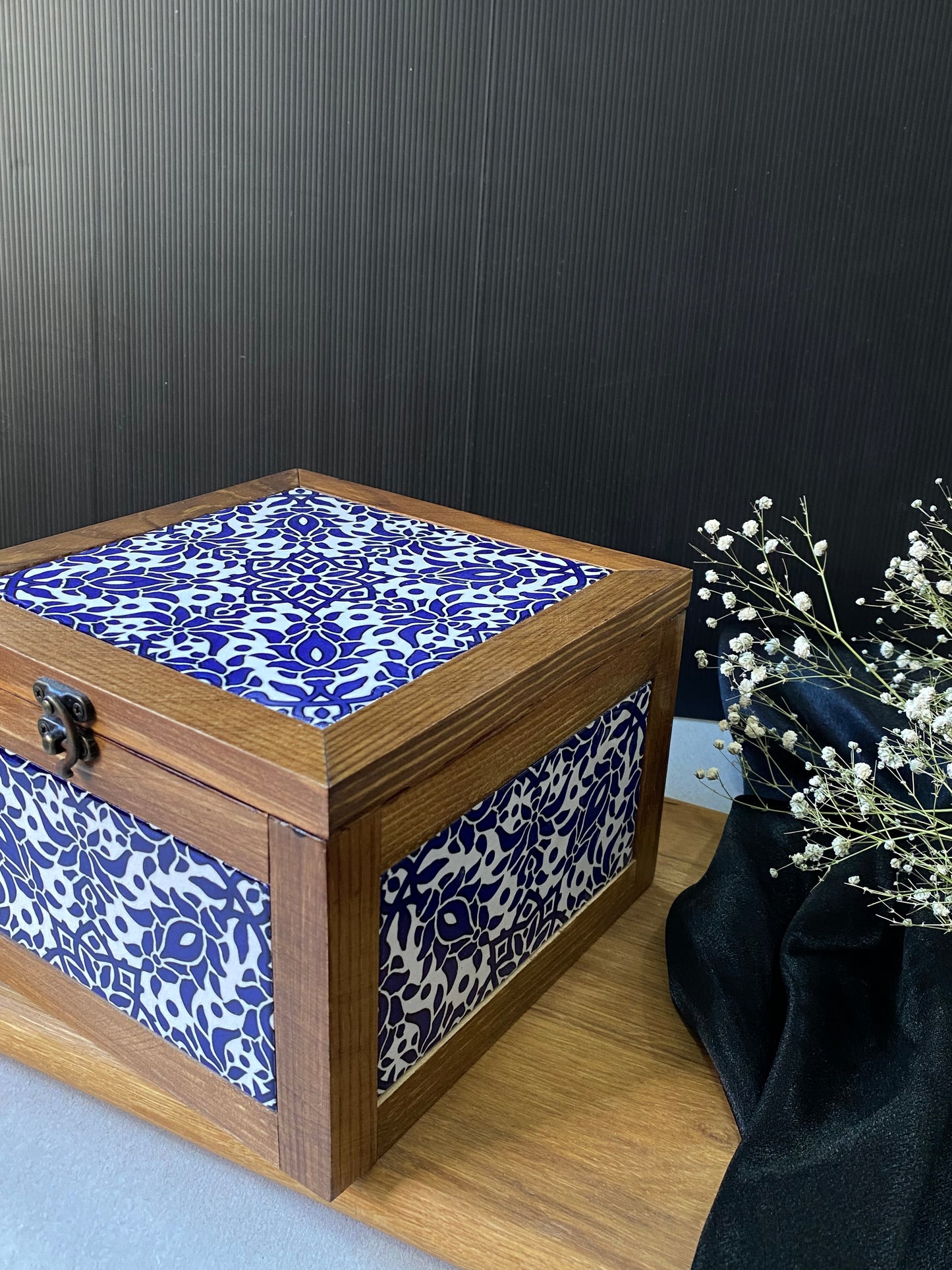 Large Ceramic Wood Box