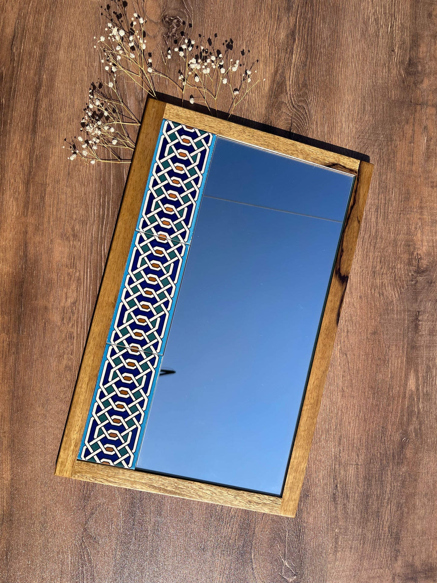 Large Mirror with Handcrafted Tile Detail 04