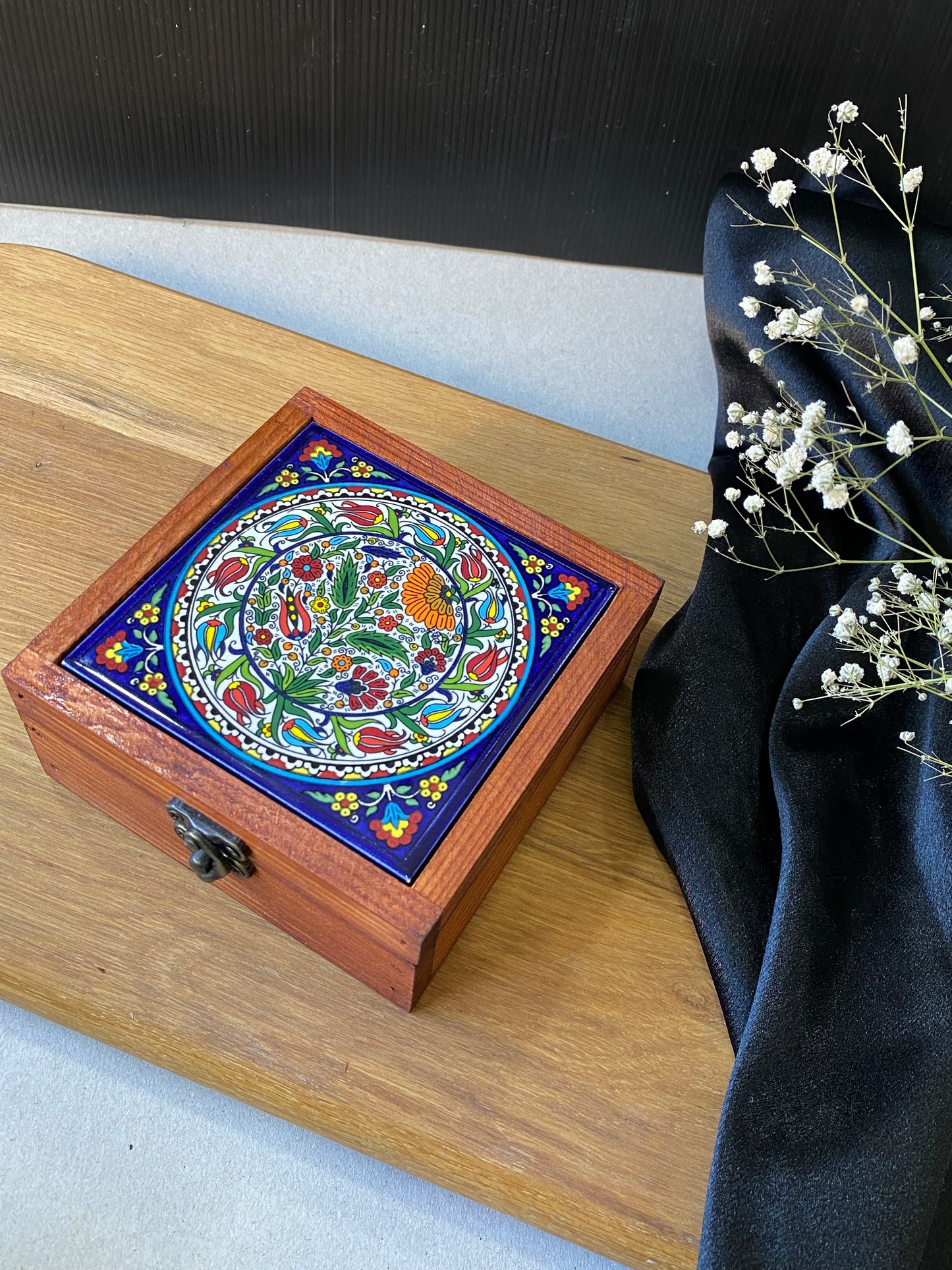 Small Ceramic Wood Box