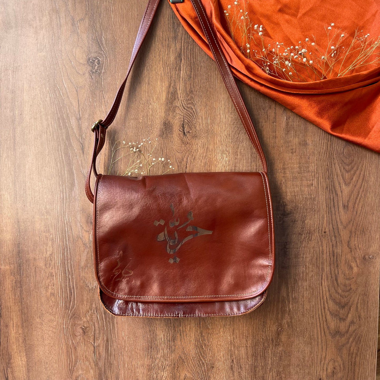 Freedom Large Leather Bag in Brown