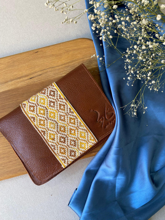 "Benti Israa" Leather Clutch